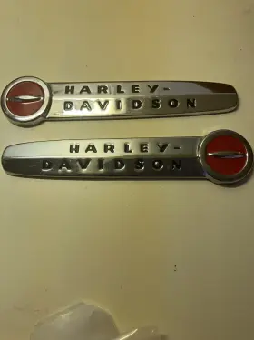 61769-47 HARLEY Fuel Tank Emblem Set Gently 61769-47 HARLEY Fuel Tank Emblem Set Gently