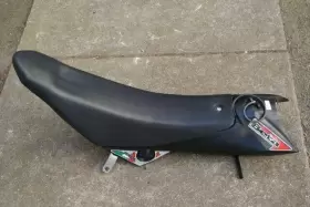 AB-80013-E2 BETA Trials Tank Seat Evo