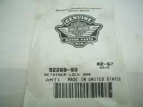 52269-93 HARLEY-DAVIDSON Nos Seat Lock Bar Retainer Flhtp