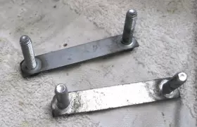 59166-80 HARLEY-DAVIDSON Flhrc Front Fender Lock Plate Bolt #3
