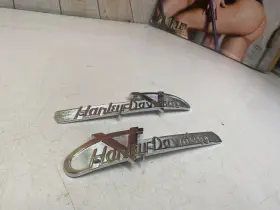61814-55T HARLEY DAVIDSON Gas Fuel Tank Emblems Touring Dyna #2