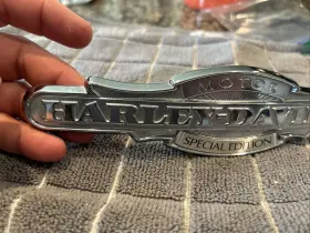 62568-08 HARLEY-DAVIDSON Gas Tank Emblem Dragnet Softail #3