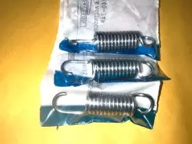 65240-74P HARLEY DAVIDSON Aermacchi Nos Exhaust Springs Set #2