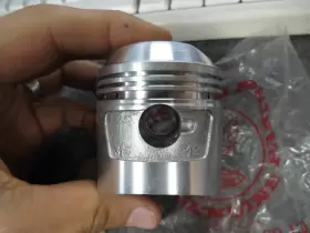 13103-313-010 HONDA Nos Piston CA175 CB175 CL175 SL175 #3