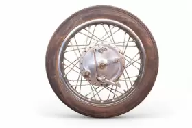 2851 HONDA Superhawk Hawk Rear Wheel Brake CB77 Cb 305