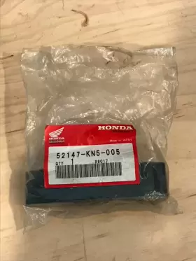 52147-KN5-005 HONDA Chain XR250R XR400R XR600R XR650R Slider