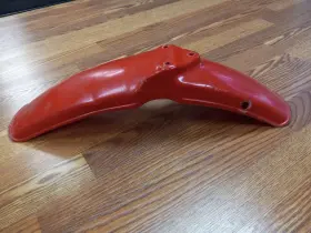 61100-152-670ZB HONDA Front Fender XL80 XR80