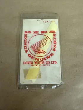64220-MN4-300ZC HONDA Nos Gas Tank Decal Emblem Sticker #3