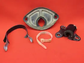 80112-329-010 HONDA Rear Fender Mounting Bracket Rubber CL360