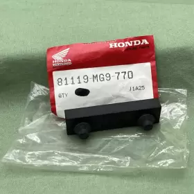 81119-MG9-770 HONDA Rubber Trunk Rr