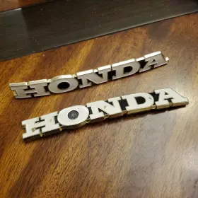87121-300-030 HONDA Gas Fuel Tank Emblems Badges CB500 CB550
