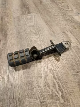 34003050 KAWASAKI Right Peg G5