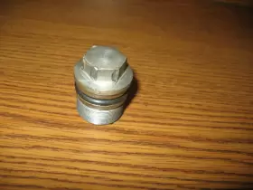 44041-037 KAWASAKI Front Fork Top Cap Bolt KX250 KH400 S1 S2