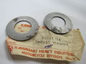 92022-114 KAWASAKI Nos Thrust Washer Iv H1 H2 KH500 F8 Mach #2
