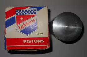 09-827 LEMANS Nos Piston Kit Std Yamaha Mountain Phazer