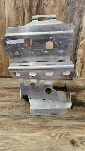 1013004 POLARIS Nos Left Footrest Rmk 600 700 800