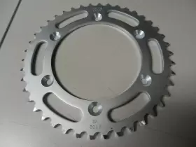 2-359242 SUNSTAR Nos Rear Steel Sprocket Honda #3