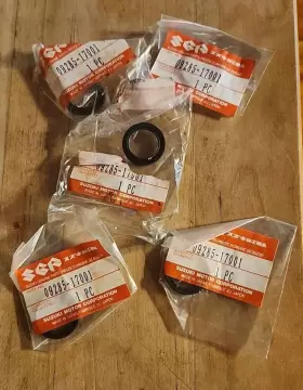 09285-17001 SUZUKI Arm Control Seals LT250R LT500R LTZ400