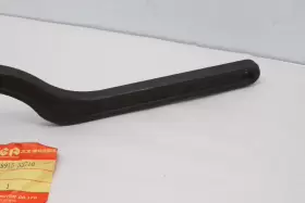 09915-53710 SUZUKI Nos Service Tool Clutch Holder #3