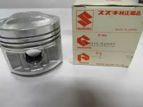 12111-34202-34203 SUZUKI Nos Standard Piston GS650G GS650E Gl