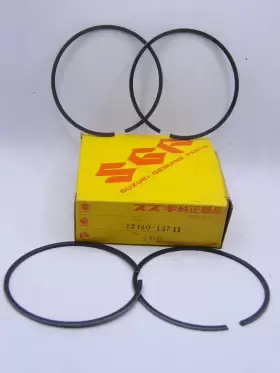 12140-15711 SUZUKI Nos Piston Rings GT500 #2