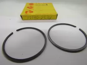 12140-25761 SUZUKI Nos Piston Ring Set GT185 TC100 TS100 DS80 #2