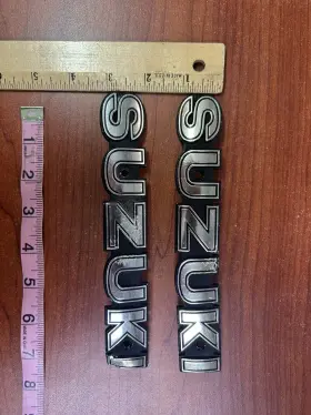 68111-11400 SUZUKI Trz Tank Emblem A100 1100 Gs 1000 850 750 #2