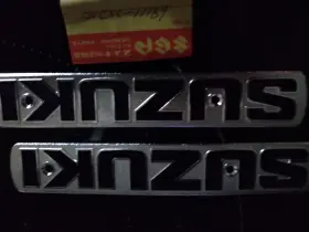 68121-25200 SUZUKI Ts Tank Emblem