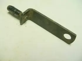 82-6898 TRIUMPH Oil Tank Bottom Mount Bracket T100 500