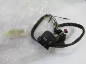 1H7-83973-10-98 YAMAHA Left Switch Nos 650 #2