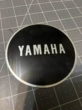 389-15426-00-00 YAMAHA Oil Pump Cover Emblem RD125 RD200