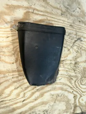 4FM-24750-00-00 YAMAHA Rear Seat YZF750 Yzf