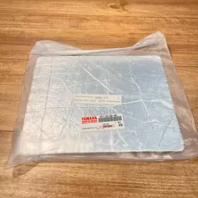 4TV-24145-40 YAMAHA Nos Damper Cover