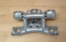 525-23345-00 YAMAHA Fork Triple Ty Ahrma Trials Tree Clamp #3