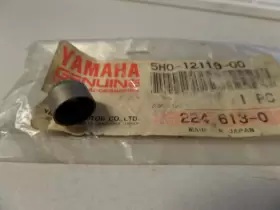 5H0-12119-00 YAMAHA Nos Valve Stem Seal BW200 FJ600 #3