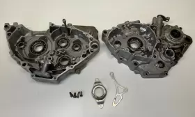 5XC-15150-10-00 YAMAHA Motor Engine Bottom Center Crank Left