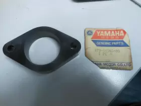 879-13585-00 YAMAHA Nos Carburetor Joint GPX433