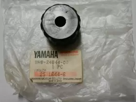 8H8-24644-00 YAMAHA Nos Cap Body EC540