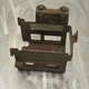 1982 Suzuki GS300L S580-1> battery box mount tray bracket